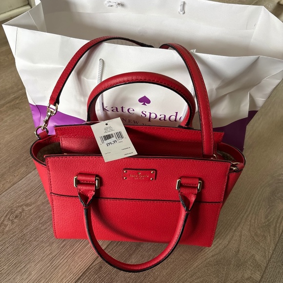 Kate Spade purse - Picture 1 of 1